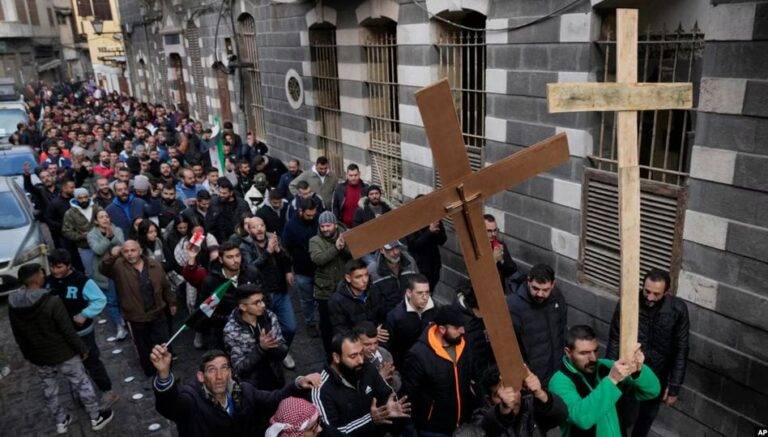 تشير بيانات الأمم المتحدة إلى انحسار أعداد لالمسيحيين في سوريا لتستقر ما بين 300 ألف و700 ألف فقط