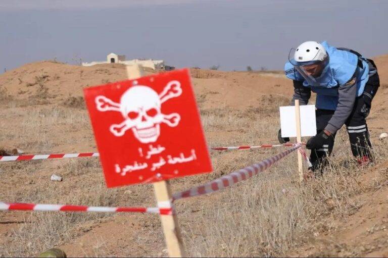 بعد نهاية الحروب تبقى الألغام والمخلفات غير المنفجرة ممثلة خطرا على المدنيين
