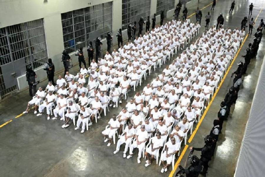 العشرات في السلفادور يواجهون اتهامات بالإنضمام لعصابة مارا سالفاتروتشا