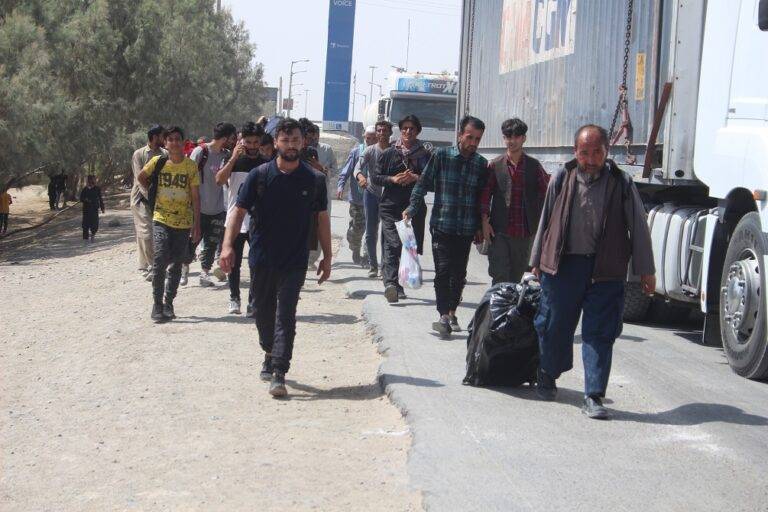 لاجؤون أفغان لا يعرفون مصيرهم