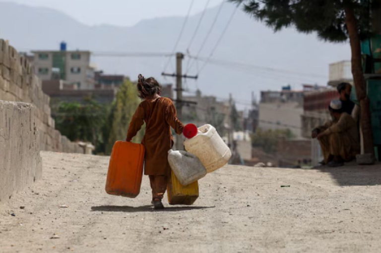 الأفغان يواجهون أزمة انخفاض مستويات المياه الجوفية