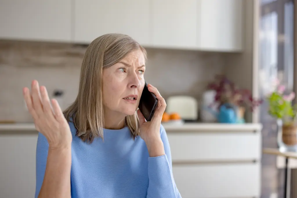 للحد من عمليات الاحتيال التي تستهدف كبار السن، تحتاج الشركات إلى بذل أكثر من الحد الأدنى لضمان سلامة كل معاملة.