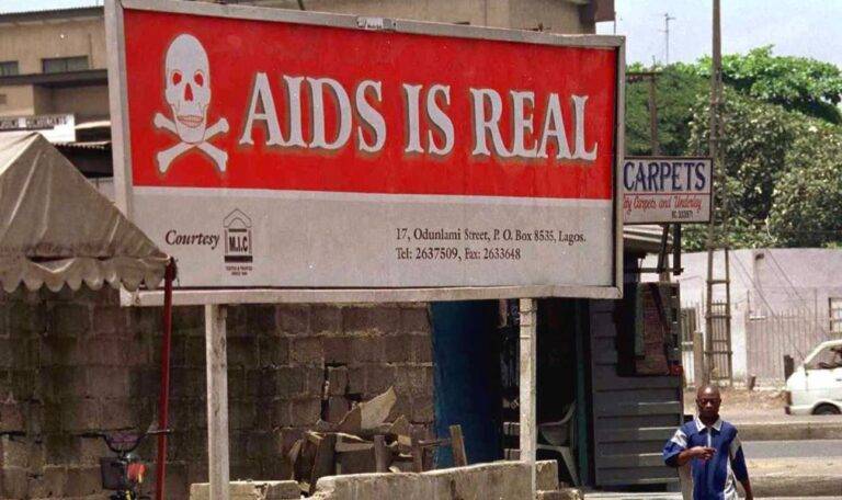 التوعية حول مرض نقص المناعة في نيجيريا