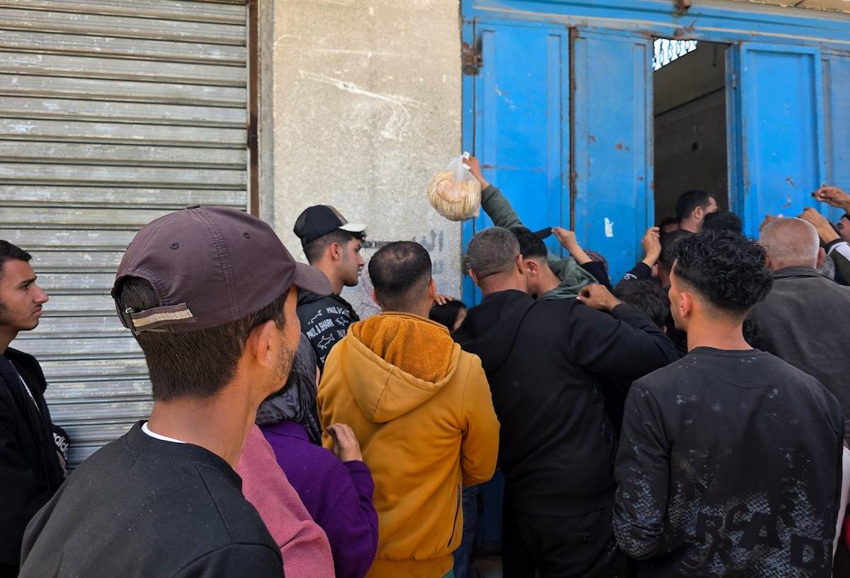 أزمة الخبز تتفاقم في غزة ولبنان