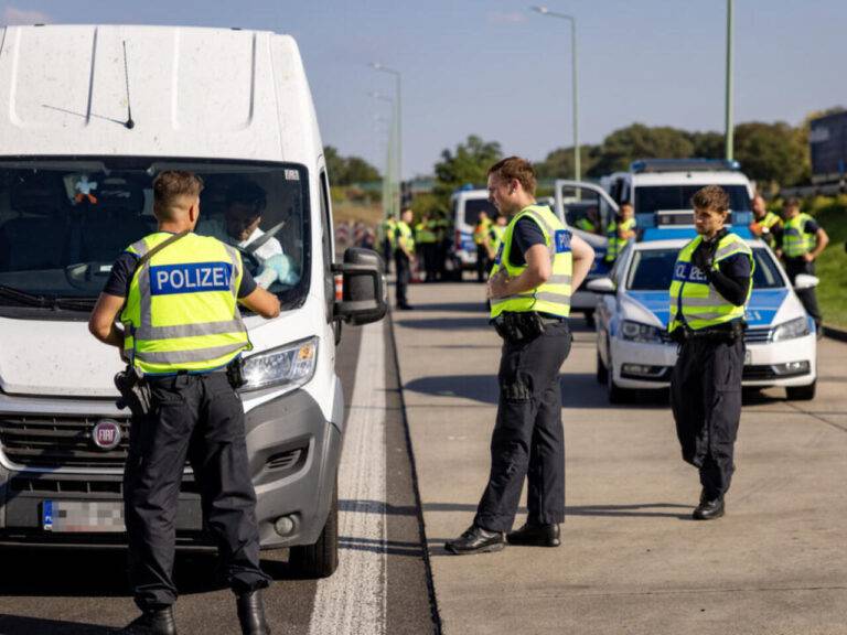 حملات أمنية على الحدود لمكافحة الهجرة غير الشرعية