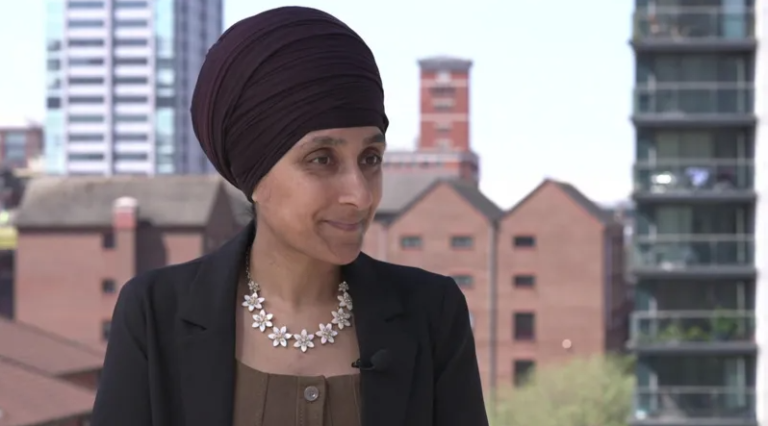 سوخفيندر كور، رئيسة منظمة مساعدة النساء السيخيات