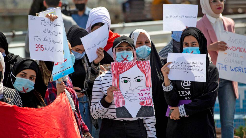احتجاجات ضد انتهاكات حقوق المرأة في العراق