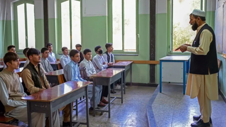 أحد الفصول الدراسية في أفغانستان