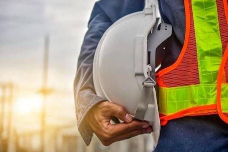 العمال المهاجرين يواجهون أوضاعا أكثر هشاشة مقارنة بالعمال المحليين