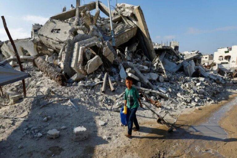 معاناة الأطفال في غزة تتفاقم وسط استمرار الضربات الإسرائيلية