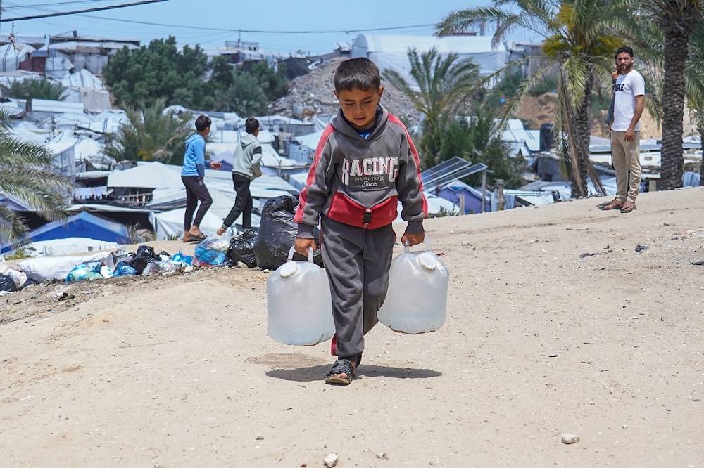 العطش يطال جميع سكان قطاع غزة
