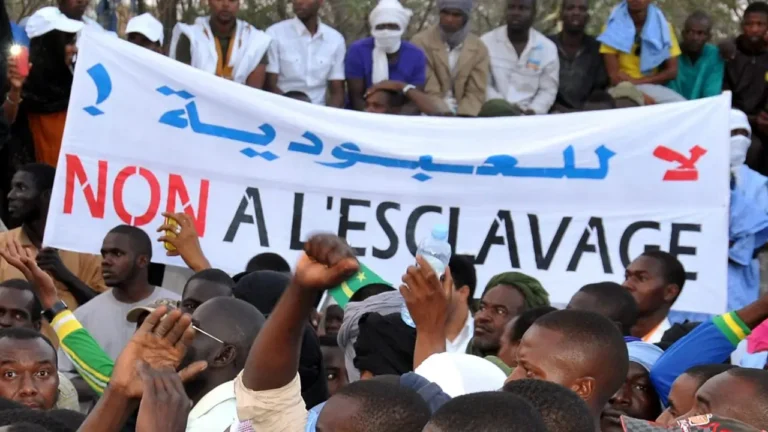 تقديرات بنحو 90,000 شخص في موريتانيا يعيشون في وضع يشبه العبودية