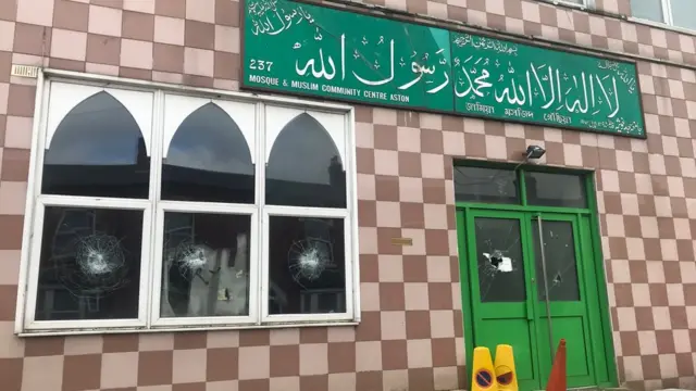 استهداف المساجد