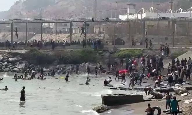أزمة سبتة تثير قلقاً حقوقيا ومخاوف دولية