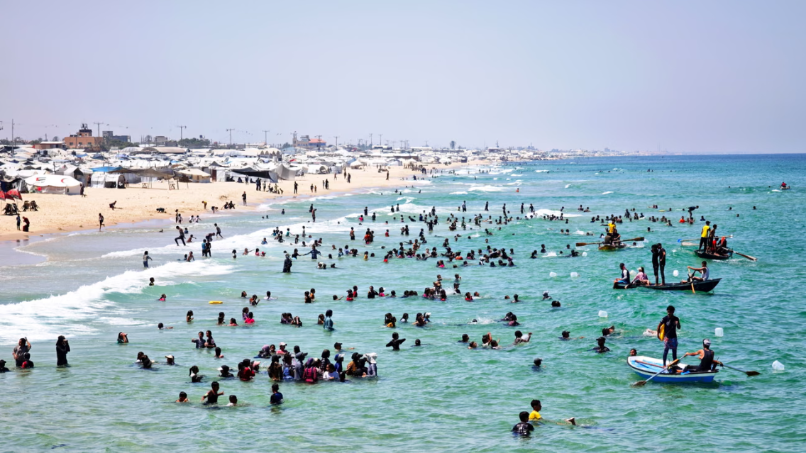 الطفولة.. أطفال غزة يبحثون عن حقهم المفقود
