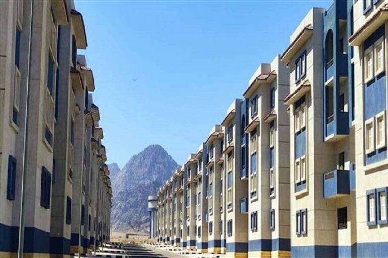 أداء المدن يشمل البنية المادية والمؤسسات والحوكمة والخدمات
