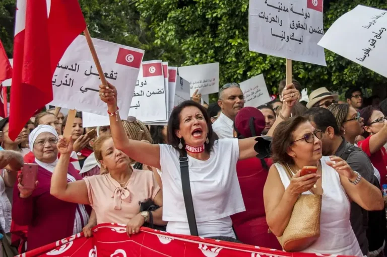 تونس.. دعوات حقوقية لمواجهة جرائم قتل النساء