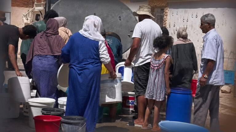 أزمة المياه تخنق تونس.. مواطنون يتشاجرون على قارورة ماء