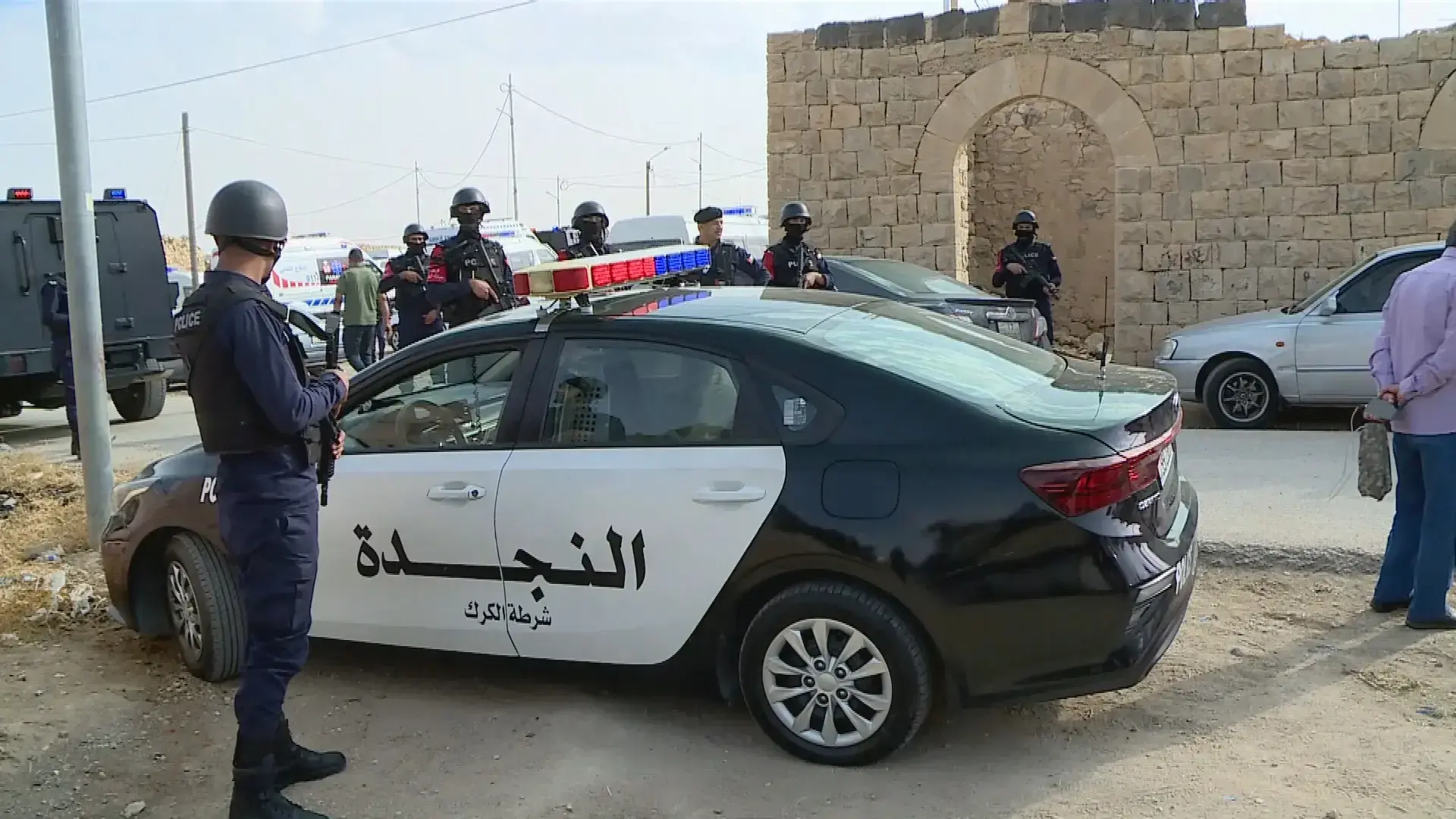 الأردن.. إطلاق نار خلال جنازة في كنيسة بالكرك يثير مخاوف حقوقية بشأن حماية المدنيين
